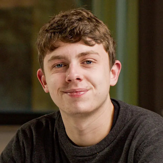 Employee Person Portrait Niklas Wehmeyer